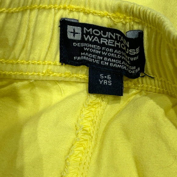 Mountain wearhouse shoet size 5-6 years old - Picture 3 of 3